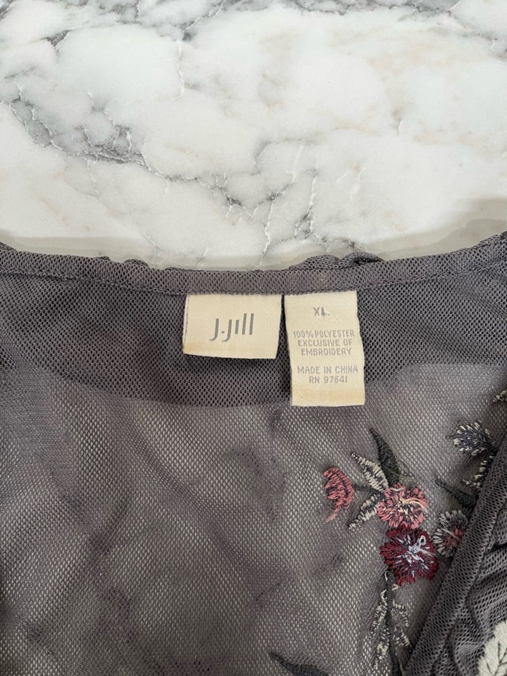 Vintage Y2K J.Jill Gray Mesh Floral Embroidered Ruffle Tie Front Top Topper XL - Picture 9 of 10